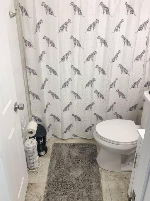 Cozy Modern Apt In The Heart Of Fells Point! 巴尔的摩 外观 照片