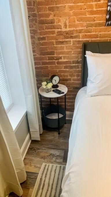 Cozy Modern Apt In The Heart Of Fells Point! 巴尔的摩 外观 照片