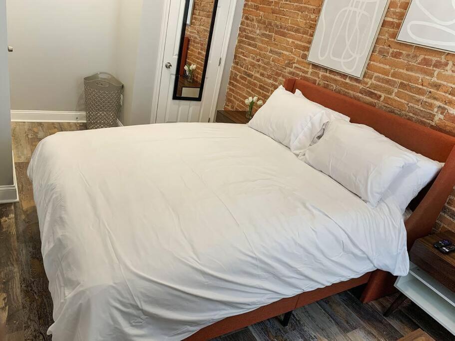 Cozy Modern Apt In The Heart Of Fells Point! 巴尔的摩 外观 照片