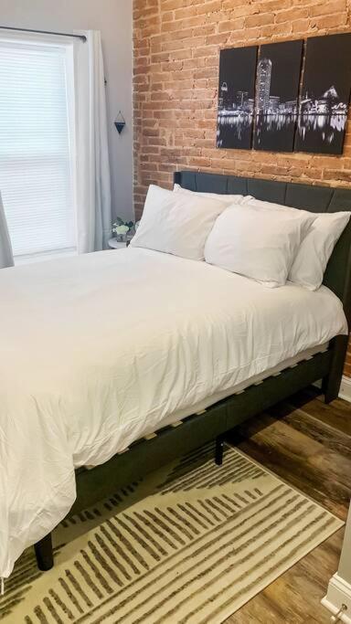 Cozy Modern Apt In The Heart Of Fells Point! 巴尔的摩 外观 照片